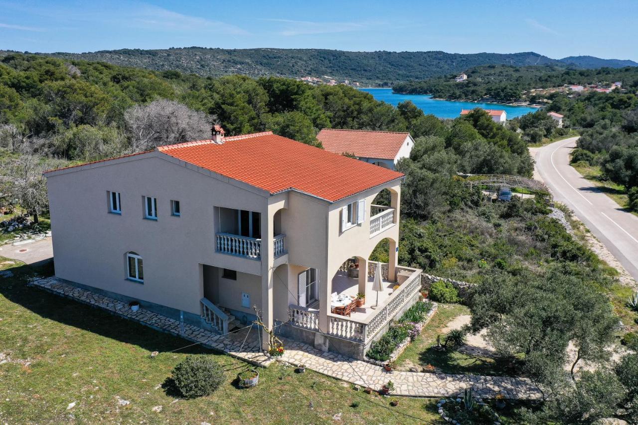 Apartments Marta Verunić Екстериор снимка