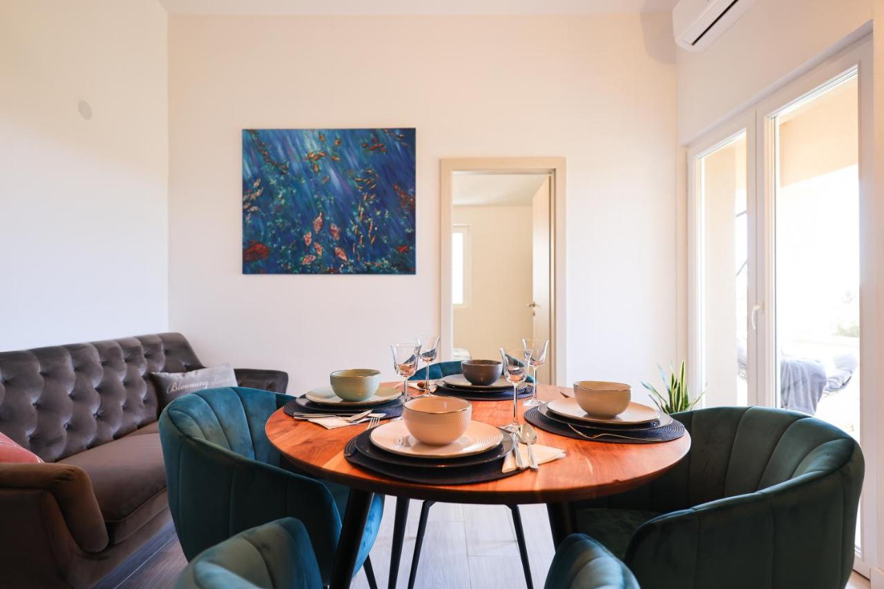 Apartments Marta Verunić Екстериор снимка