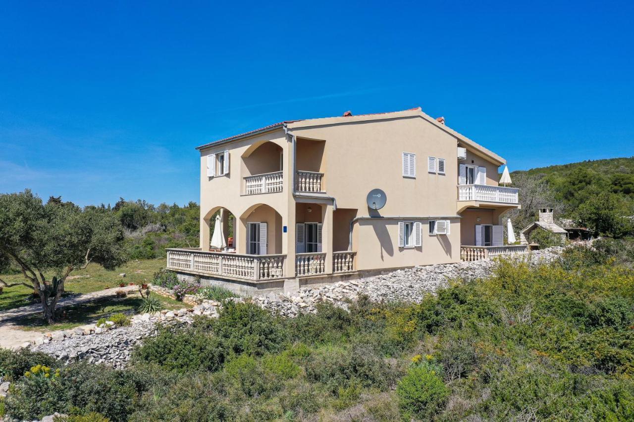 Apartments Marta Verunić Екстериор снимка