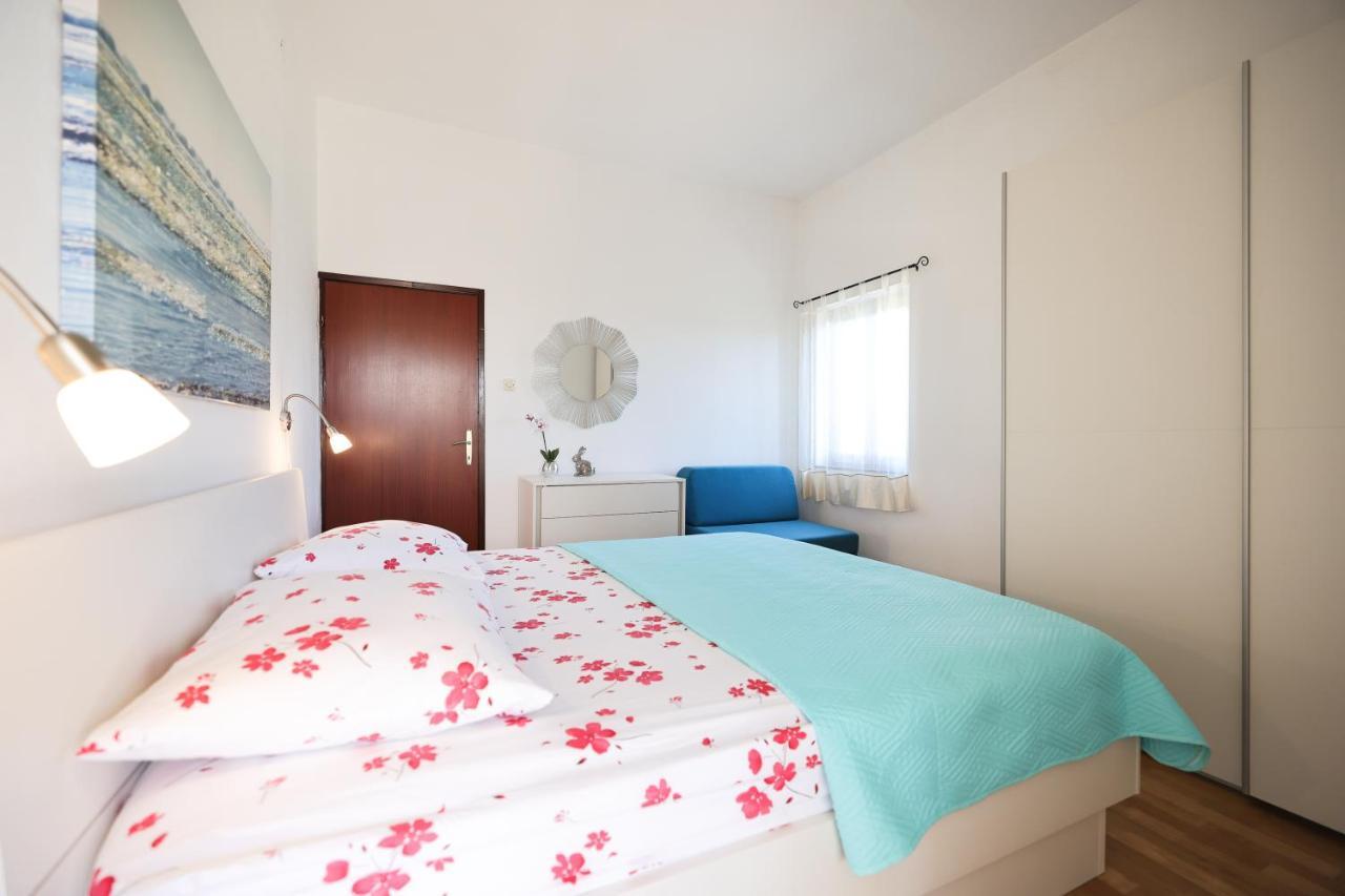 Apartments Marta Verunić Екстериор снимка